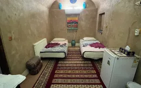 اتاق دو تخته توئین ناردونه(با حمام وسرویس بهداشتی ) (اقامت با صبحانه)