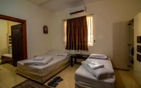 اتاق دو تخته توئین (اقامت با صبحانه)