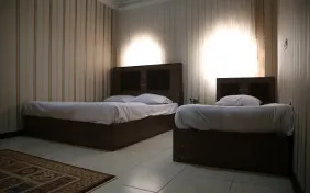 آپارتمان دو خوابه سه نفره (اقامت با صبحانه)