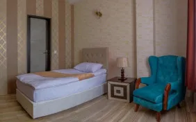 اتاق یک تخته (اقامت با صبحانه)