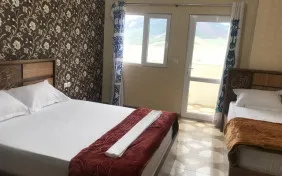 اتاق دو نفره (اقامت با صبحانه)