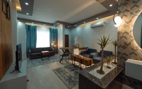 سوئیت رویال چهار نفره (اقامت با صبحانه)