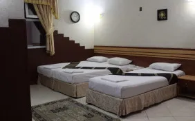 اتاق سه تخته (فولبرد (انتخابی))
