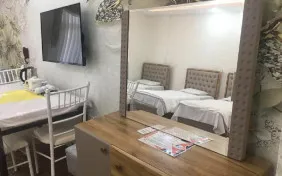 اتاق پنج تخته(سینگل) درجه 1 (اقامت با صبحانه)