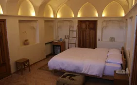 اتاق دوتخته دبل آشیانه سهره (اقامت با صبحانه)