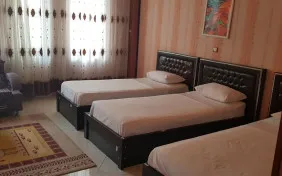 اتاق سه تخته (اقامت با صبحانه)