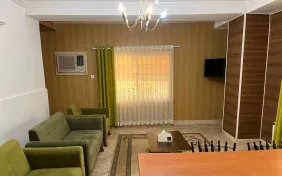 آپارتمان دو خوابه چهار نفره (اقامت با صبحانه)