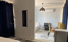 اتاق چهارتخته رو به محوطه (اقامت با صبحانه)