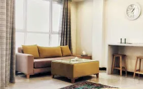 سوئیت شش تخته دوبلکس ویو محوطه (اقامت با صبحانه)