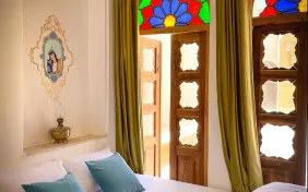 اتاق سه تخته VIP تابنده (اقامت با صبحانه)