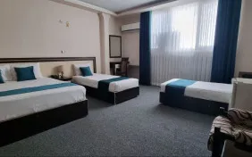 اتاق چهارتخته (اقامت با صبحانه)