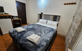 اتاق دوتخته دبل اقتصادی (اقامت باصبحانه)
