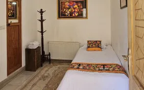 اتاق یک تخته زیبا صنم