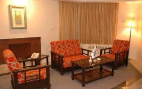 آپارتمان دو خوابه شش نفره (اقامت با صبحانه)