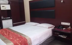 اتاق دو تخته دبل (اقامت با صبحانه)