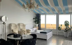 سوئیت یک خواب شش تخته (اقامت با صبحانه)