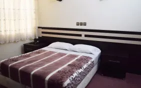 سوئیت دو نفره دبل (اقامت با صبحانه)