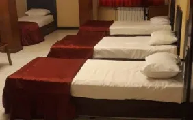 آپارتمان بزرگ دوخوابه شش تخته (اقامت با صبحانه)