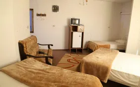 اتاق شش تخته (اقامت)