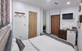 اتاق دوتخته برای یک نفر (اقامت با صبحانه)