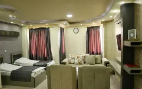 سوئیت چهار نفره (اقامت با صبحانه)