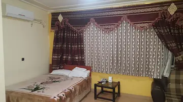 اتاق سه تخته (صبحانه)