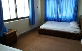سوئیت پنج نفره (سوئیت دو نفره+سه سرویس اضافه) (اقامت با صبحانه)