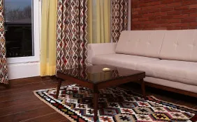 کلبه چوبی دوقلو دونفره (اقامت با صبحانه)