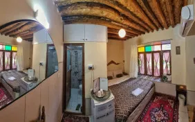 اتاق دو تخته دبل زر بانو (اقامت با صبحانه)