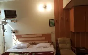 اتاق یک تخته (اقامت )
