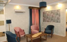سوئیت چهار نفره (اقامت با صبحانه)