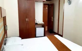 آپارتمان یک خوابه پنج نفره (فولبرد)