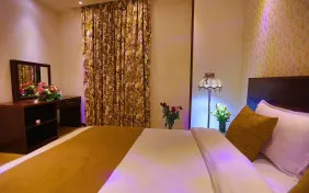اتاق یک تخته (اقامت با صبحانه)