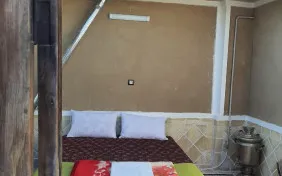 اتاق دوتخته آسمان نما (اقامت با صبحانه)