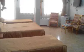 اتاق پنج تخته (اقامت با صبحانه)