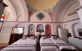 اتاق چهارتخته مینا (اقامت باصبحانه)