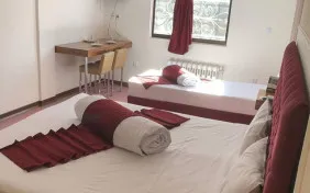 اتاق شش تخته (اقامت با صبحانه)