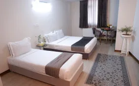 اتاق سه تخته (اقامت با صبحانه)