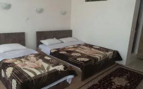 اتاق سه تخته (اقامت با صبحانه)