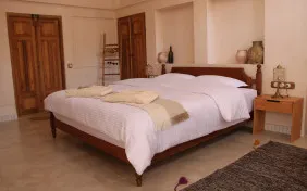 اتاق دوتخته دبل آشیانه دلیجه (اقامت با صبحانه)