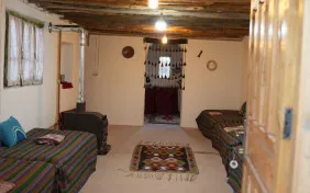 بومگردی شش تخته سنتی سینگل (اقامت تک)