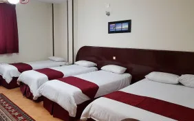اتاق پنج تخته (اقامت با صبحانه)