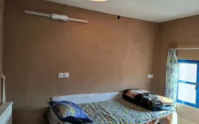 اتاق دایی جلیل سه نفره کف خواب (اقامت صبحانه)