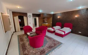 اتاق چهار تخته (اقامت با صبحانه)