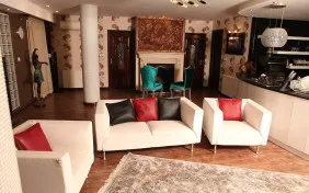 سوئیت VIP دو خوابه چهار نفره (اقامت با صبحانه)