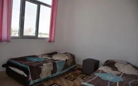 سوئیت سه نفره (اقامت با صبحانه)