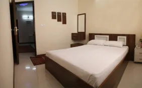 آپارتمان یکخوابه پنج نفره (اقامت تک)