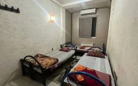 سوئیت یکخوابه سه نفره (اقامت)