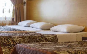 اتاق چهار تخته (اقامت با صبحانه)