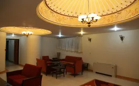 ویلای ساحلی یکخوابه پنج تخته (اقامت با صبحانه)